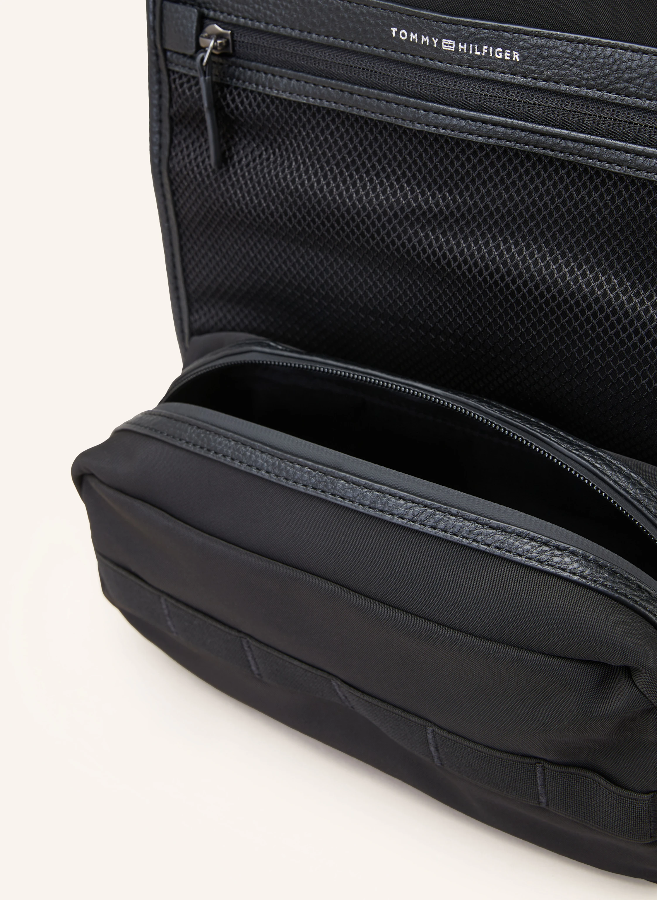 TOMMY HILFIGER Kulturtasche