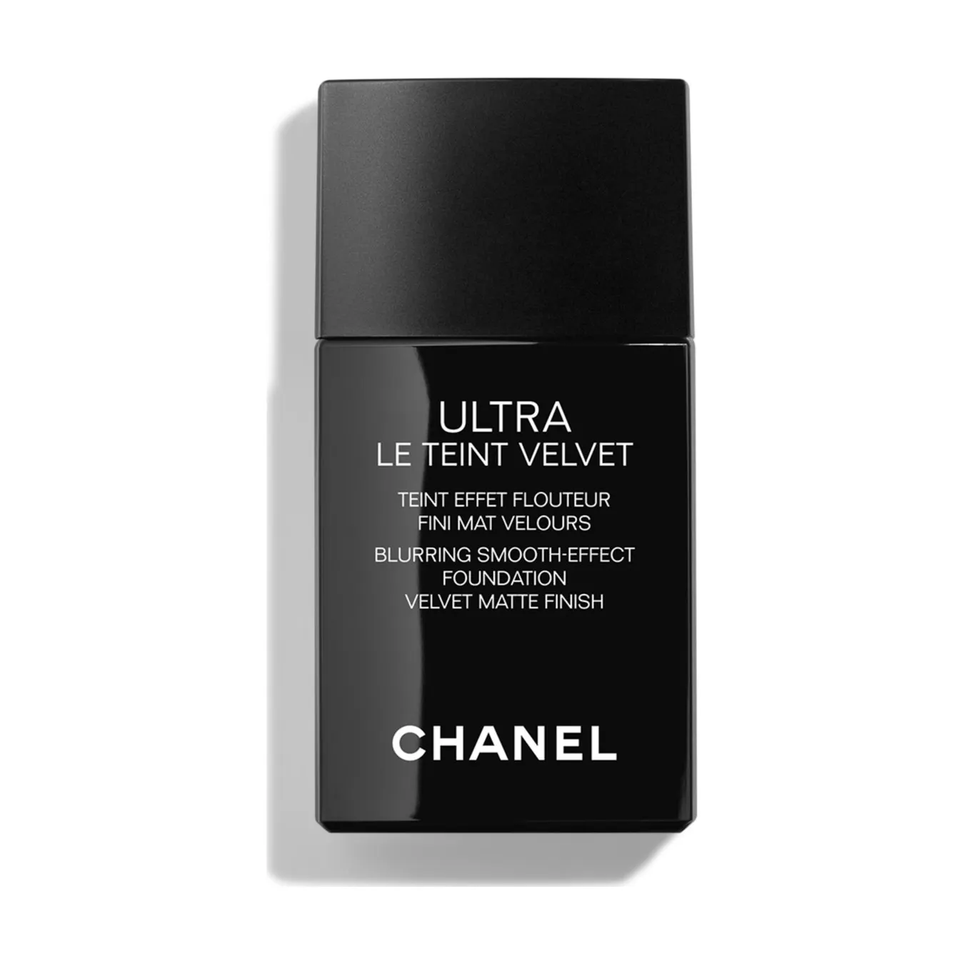 CHANEL ULTRA LE TEINT VELVET Formule ultra légère et longue tenue, Fini mat velours effet flouteur,BR12
