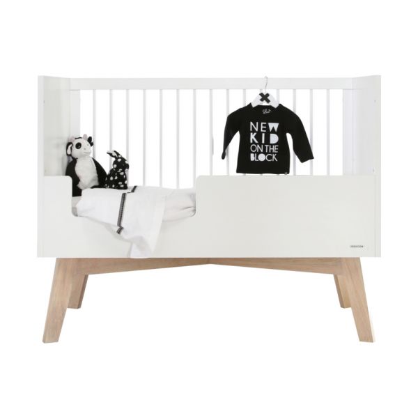 Kidsmill Sixties Babybed Wit Mat / Naturel