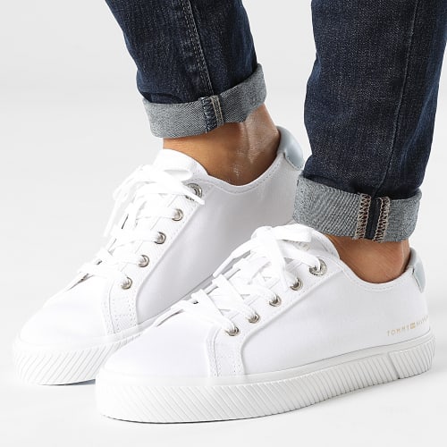 Baskets Femme Essential Canvas 7374 White