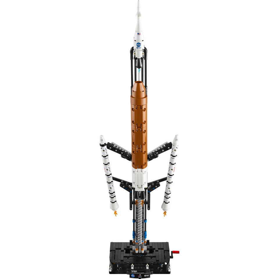 LEGO Technic NASA Artemis ruimteraket 42221