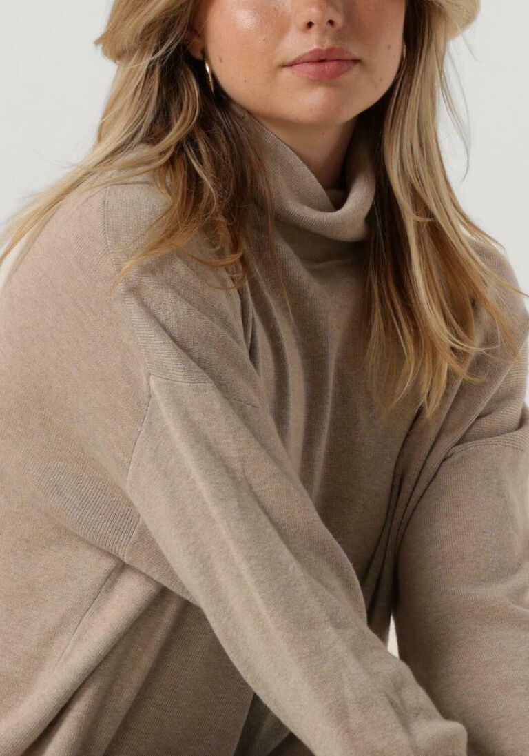 KNIT-TED zand knit-ted coltrui mara