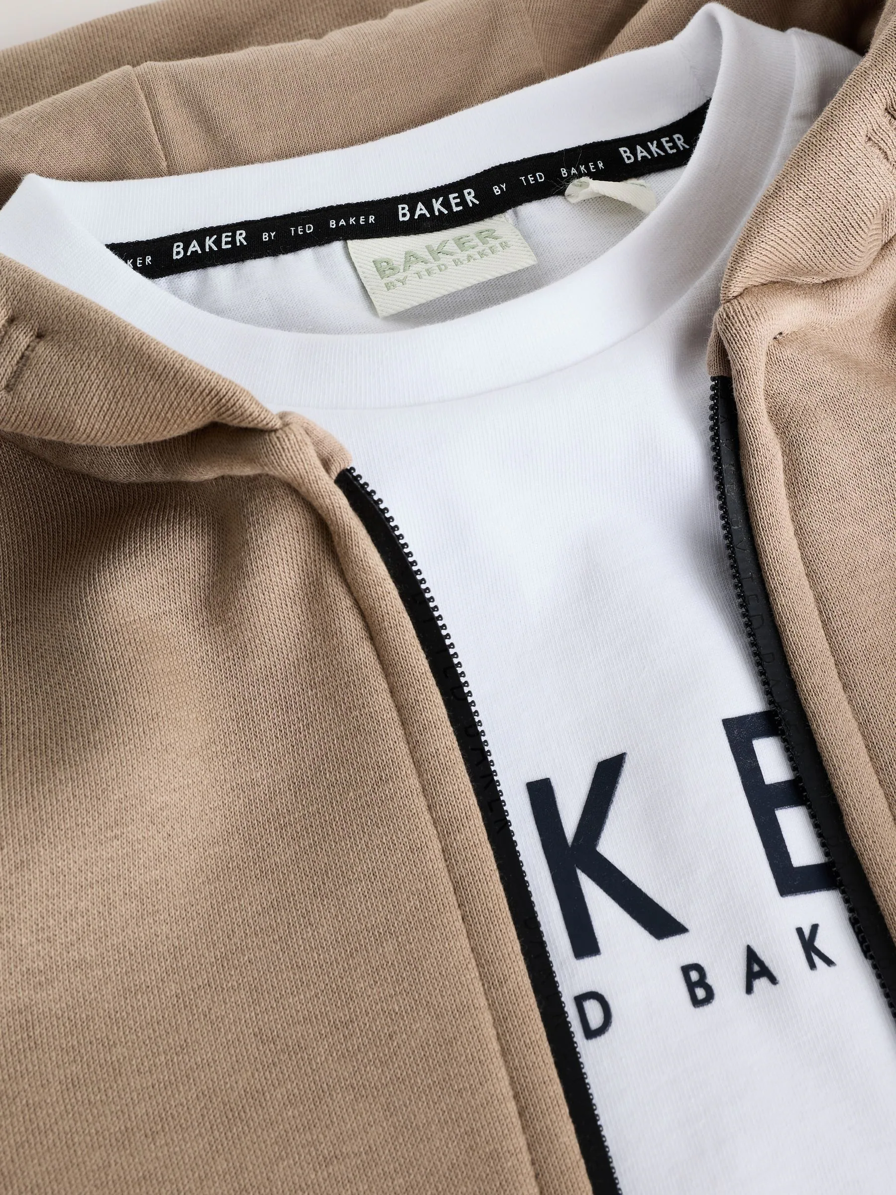 Pastelgeel - Baker by Ted Baker Zip Through Hoodie T-Shirt And Joggers 3 Piece Set