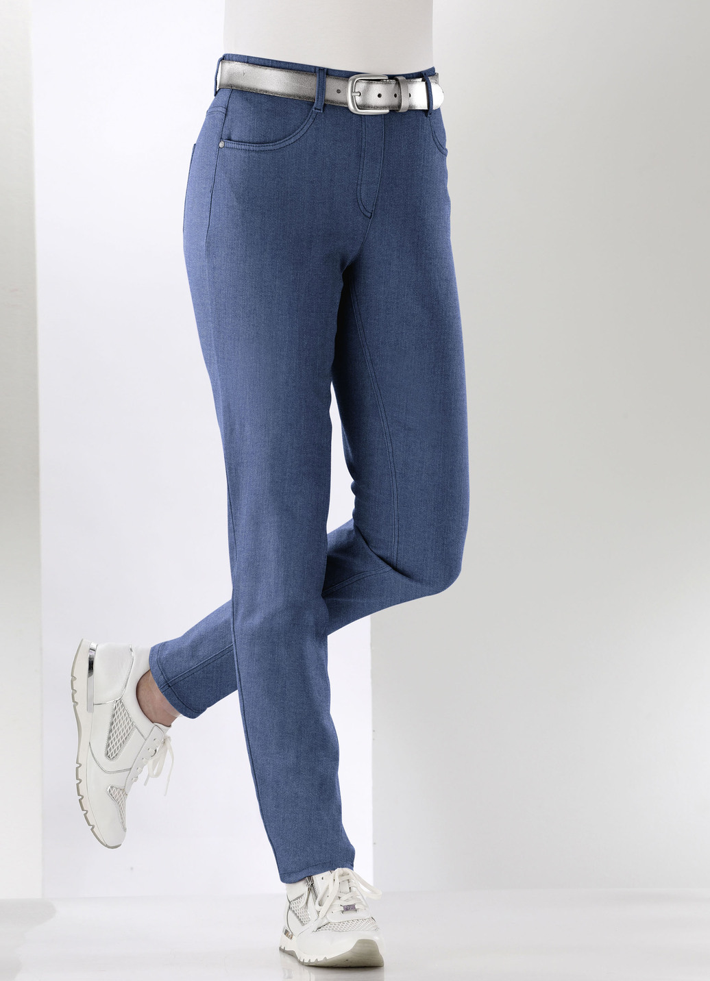 Magic-Jeans mit hohem Stretchanteil