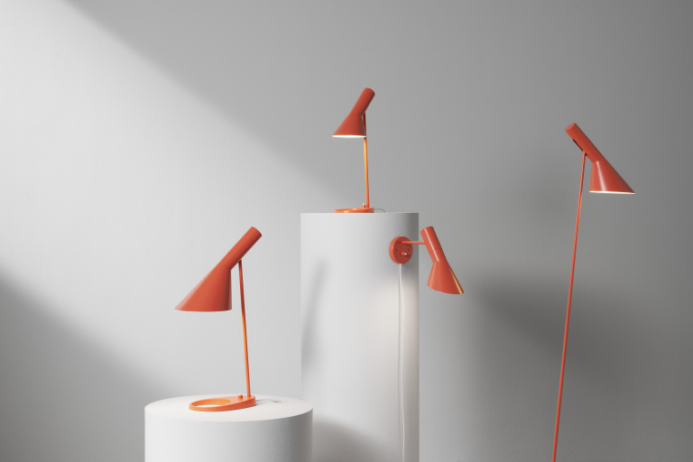 Louis Poulsen AJ vloerlamp V3 Black