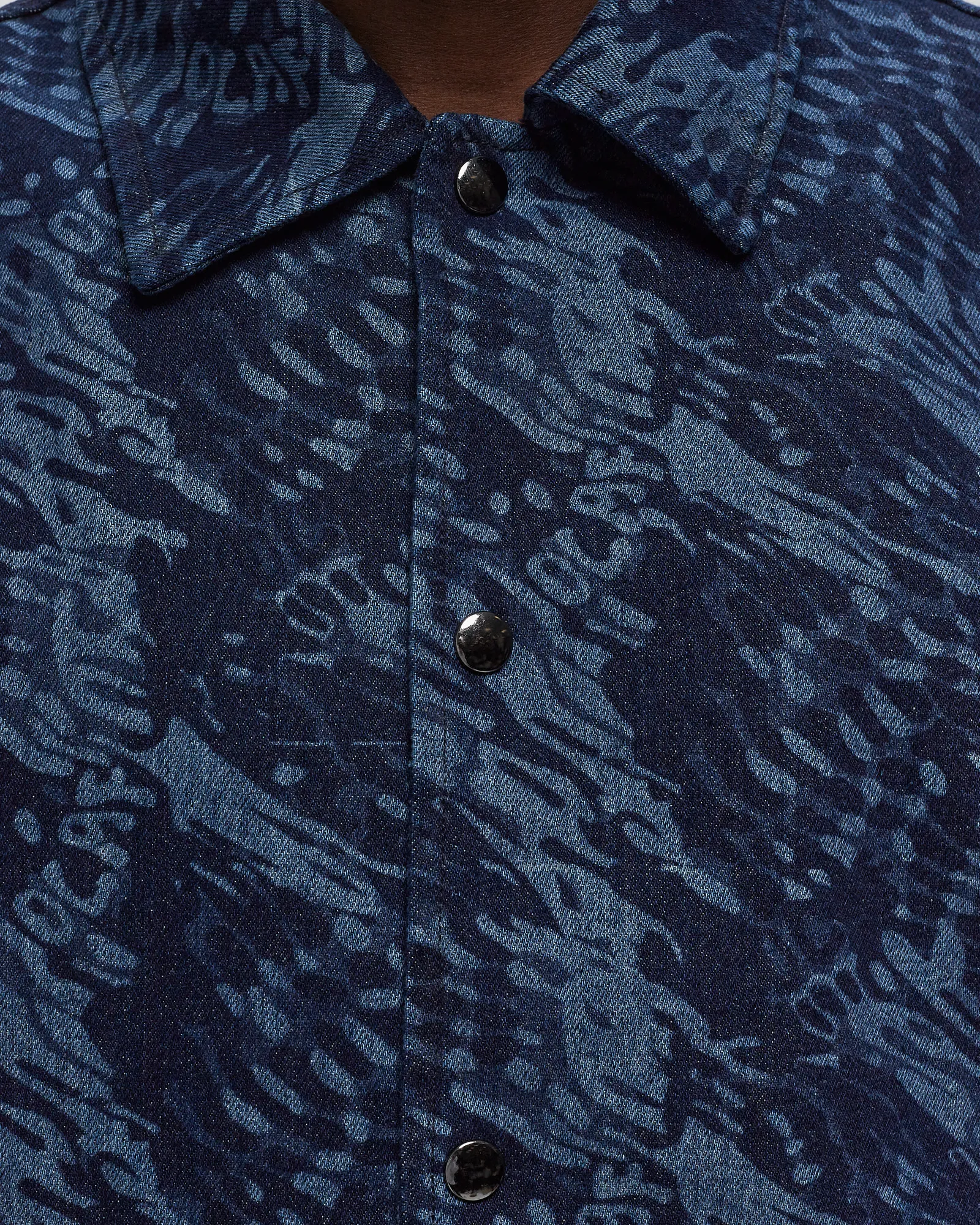 ØLÅF WATER AOP DENIM COACH JACKET