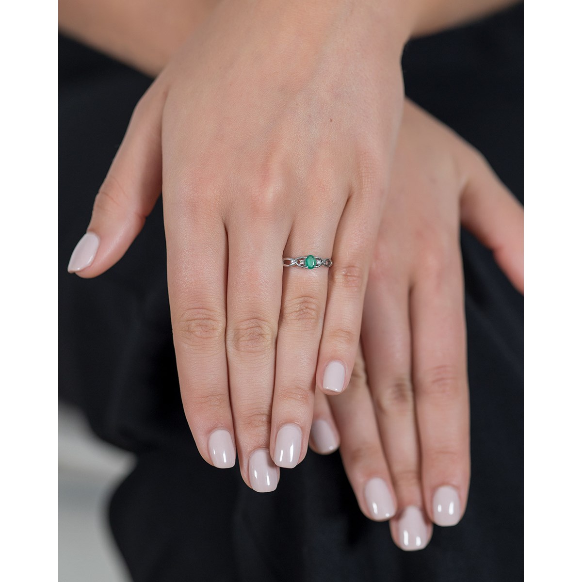 Bague Emeraude et diamants sur Argent 925 2.2grs