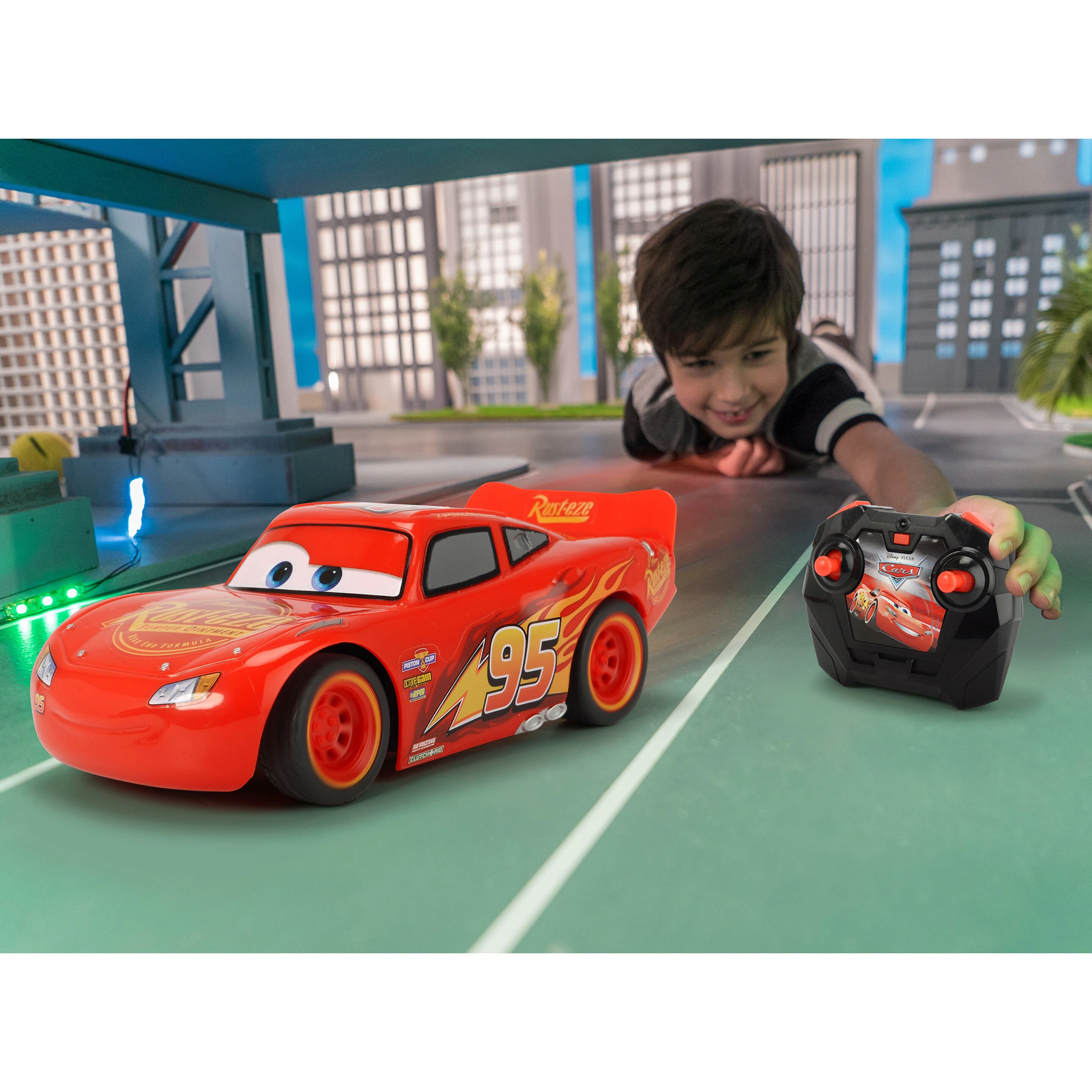 Dickie Toys - DISNEY CARS 3 RC Auto Turbo Racer Lightning McQueen
