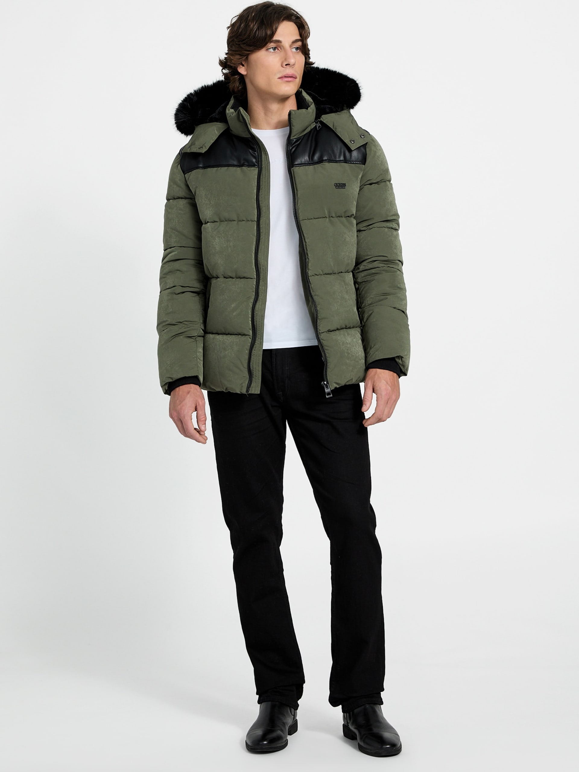Jaqueta puffer com capuz