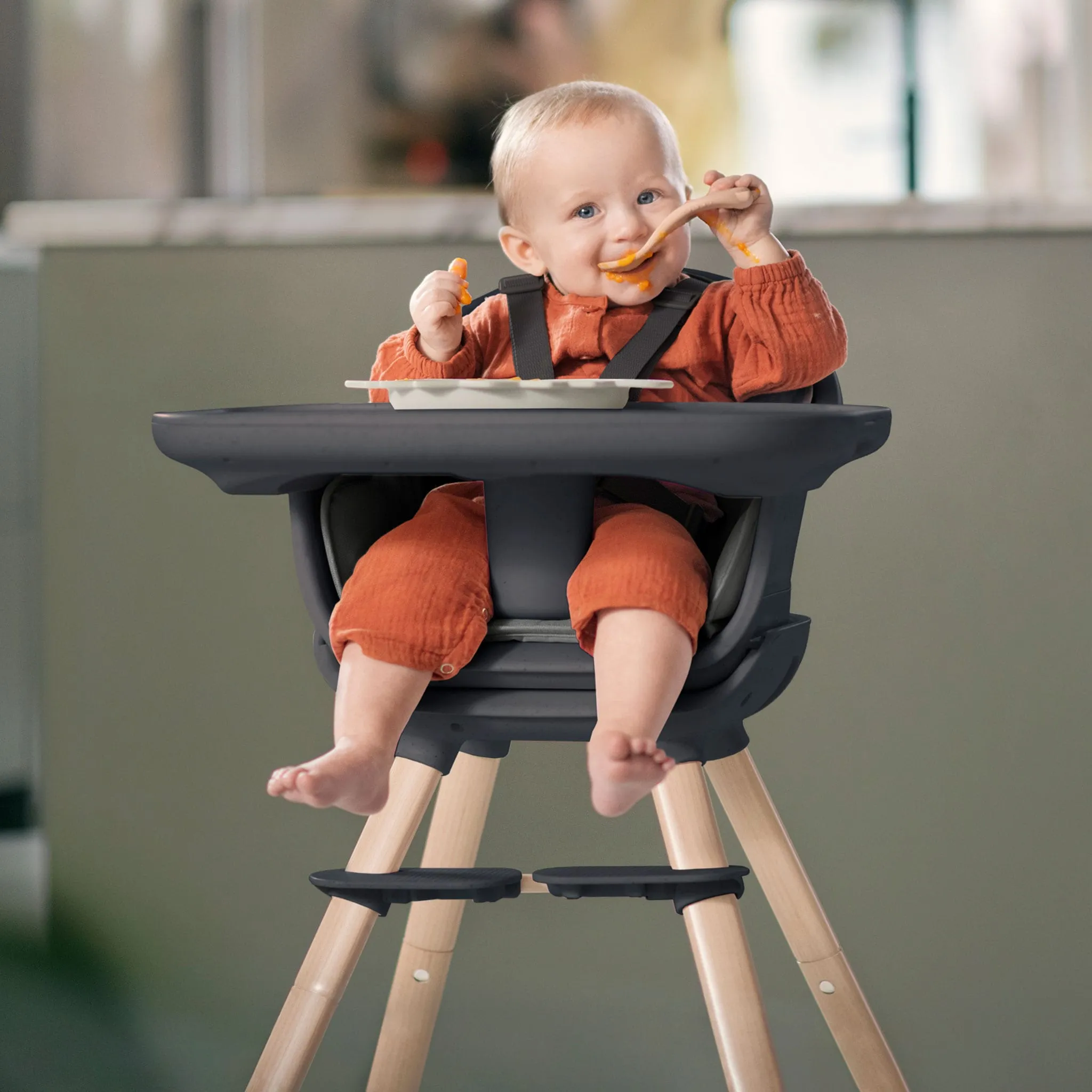 Maxi-cosi Chaise Haute Moa 8-en-1 - Beyond Graphite