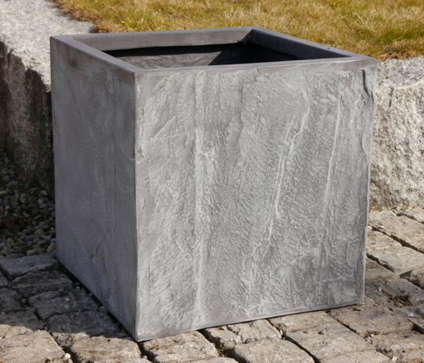 Eastwest Fiberglas-Pflanzkübel Rocks,