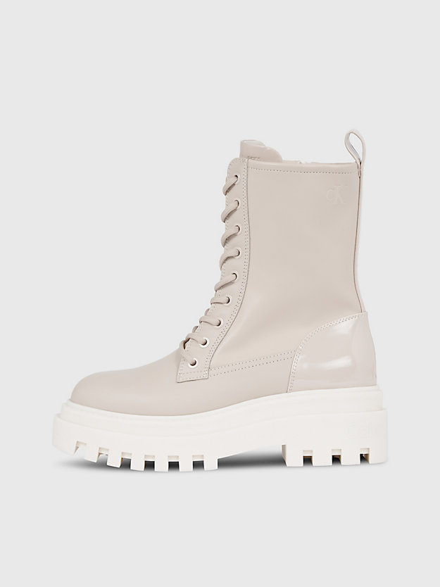 Botas de couro pesado