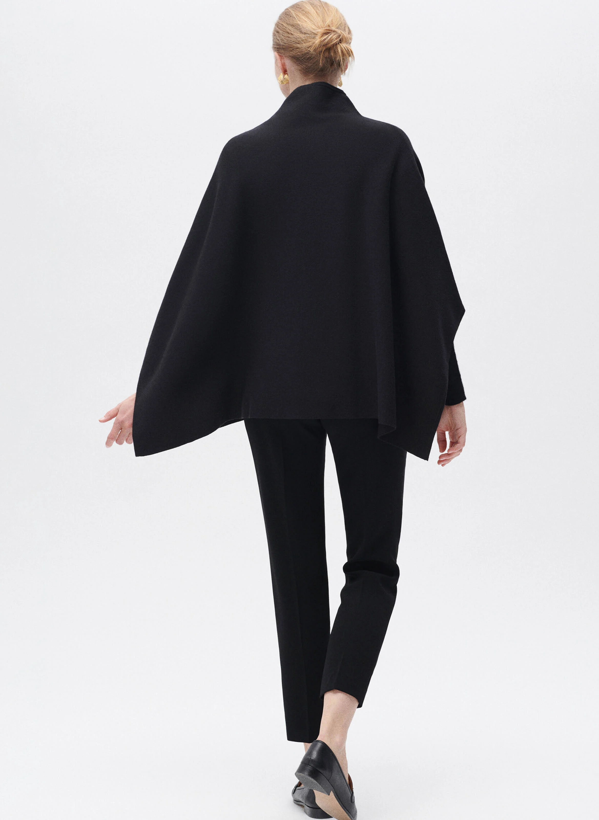 HELVIRA - Poncho col montant | Noir