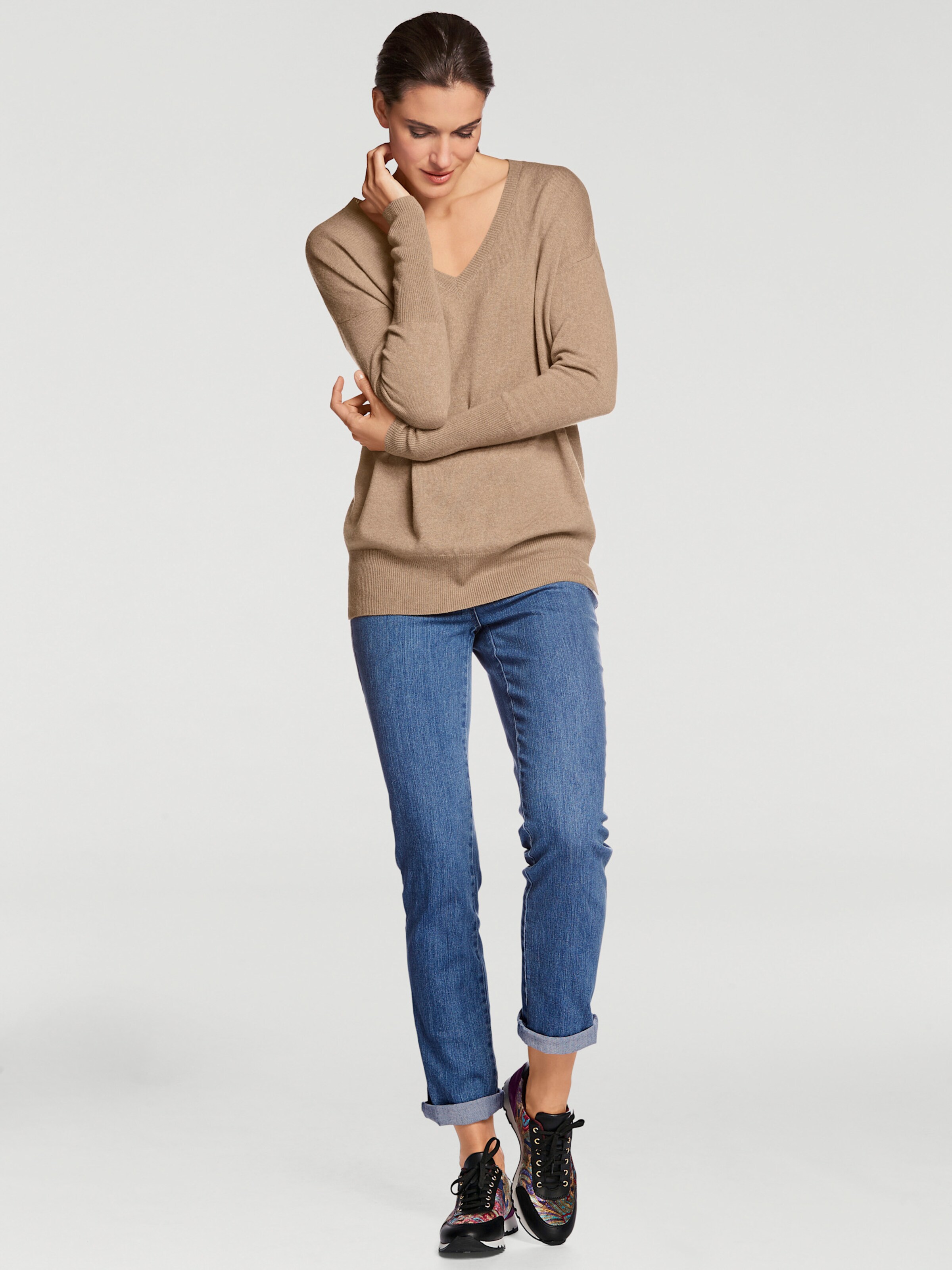 V-Pullover