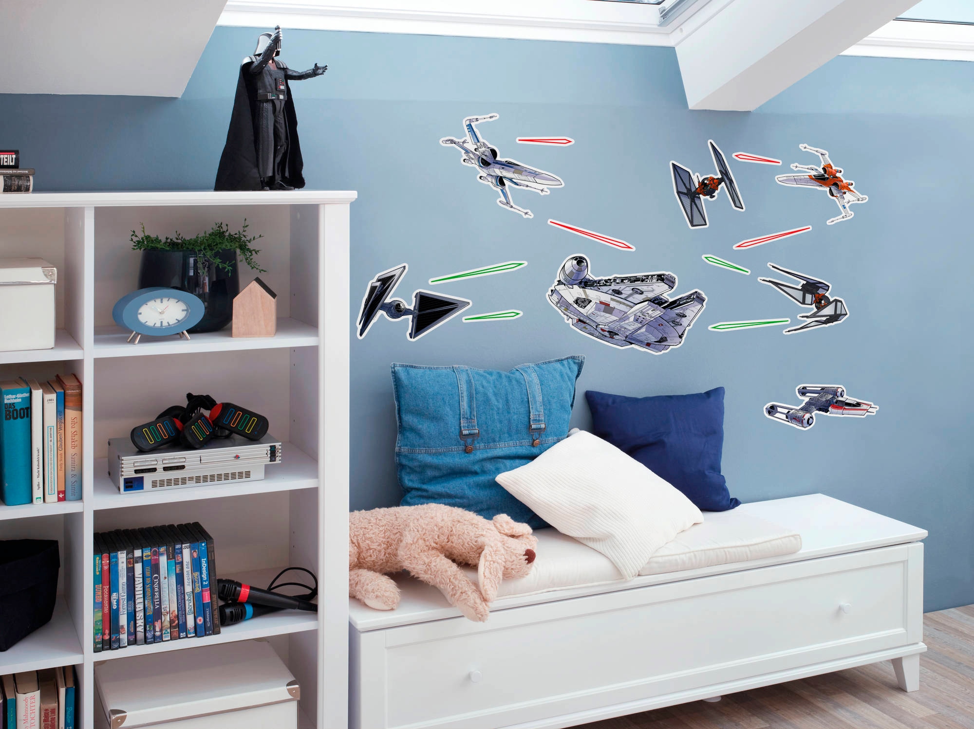 Komar Wandtattoo »Star Wars Spaceship - Grösse 50 x 70 cm« selbstklebend, Wandsticker, Kinderzimmer