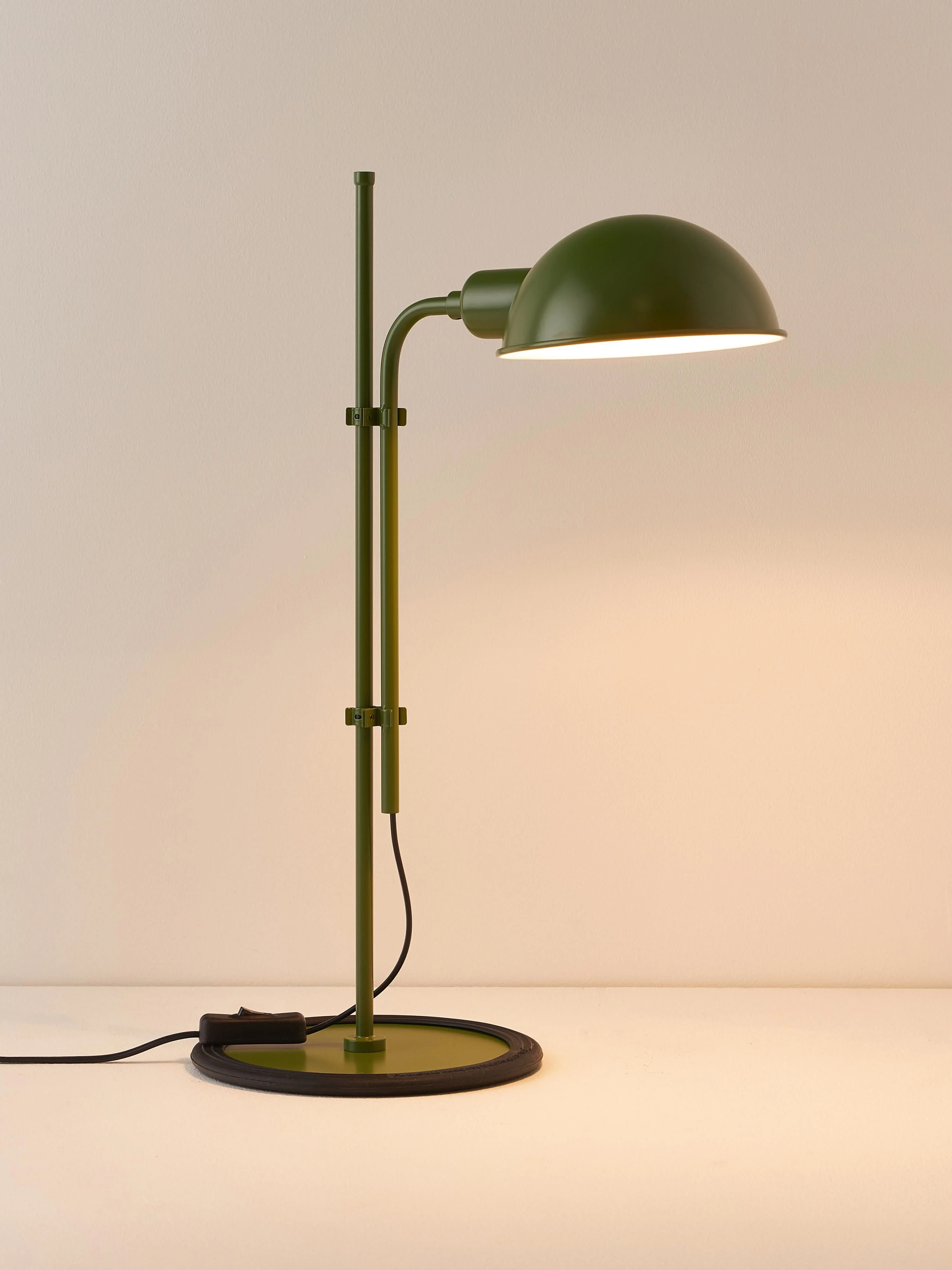 Grote bureaulamp Funiculí met verstelbare lampenkap