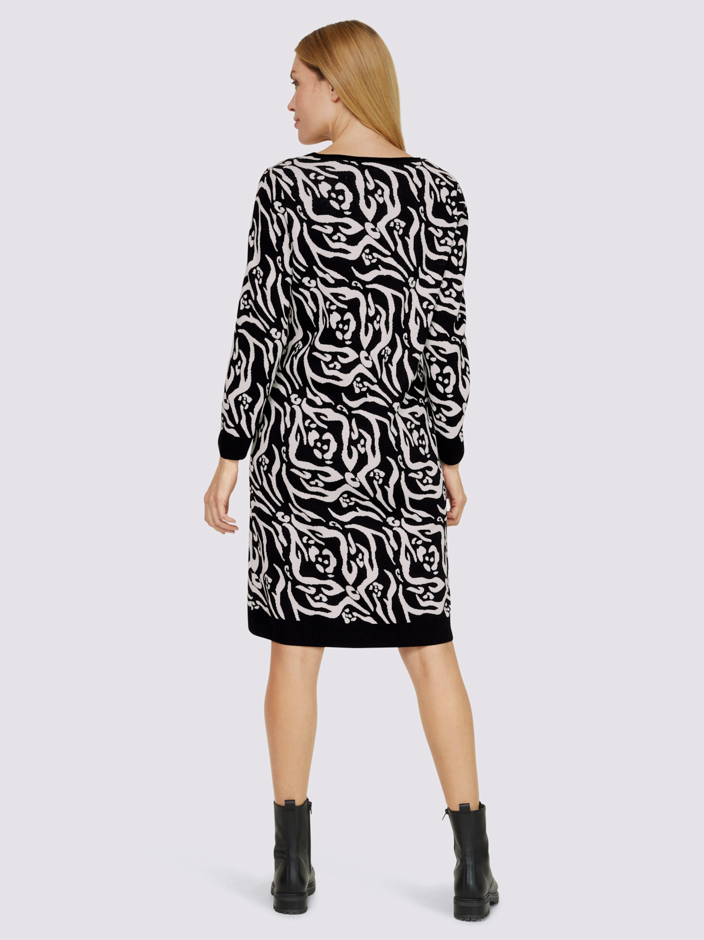 Strickkleid