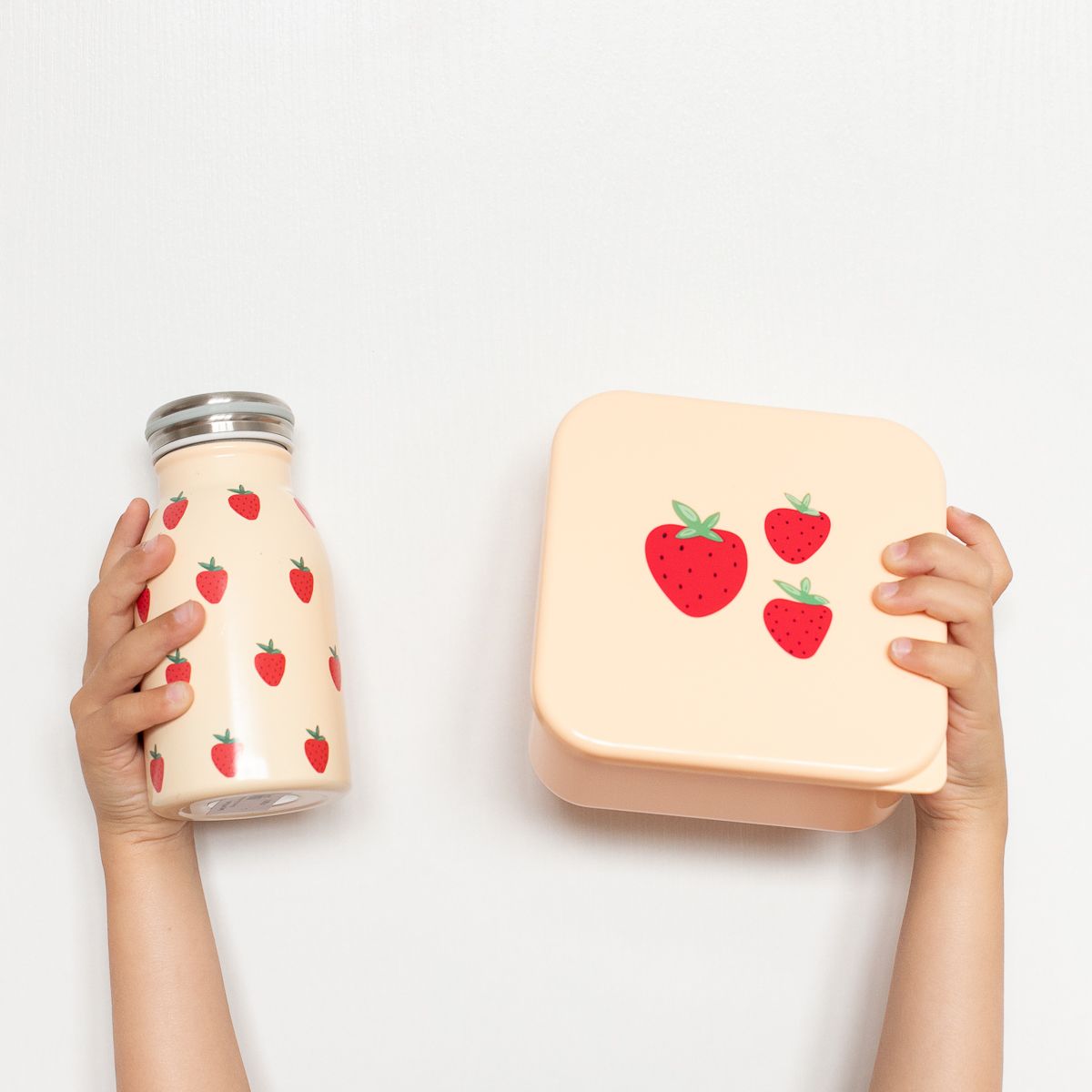 Lot de 2 boîtes à goûter fraises Pause goûter