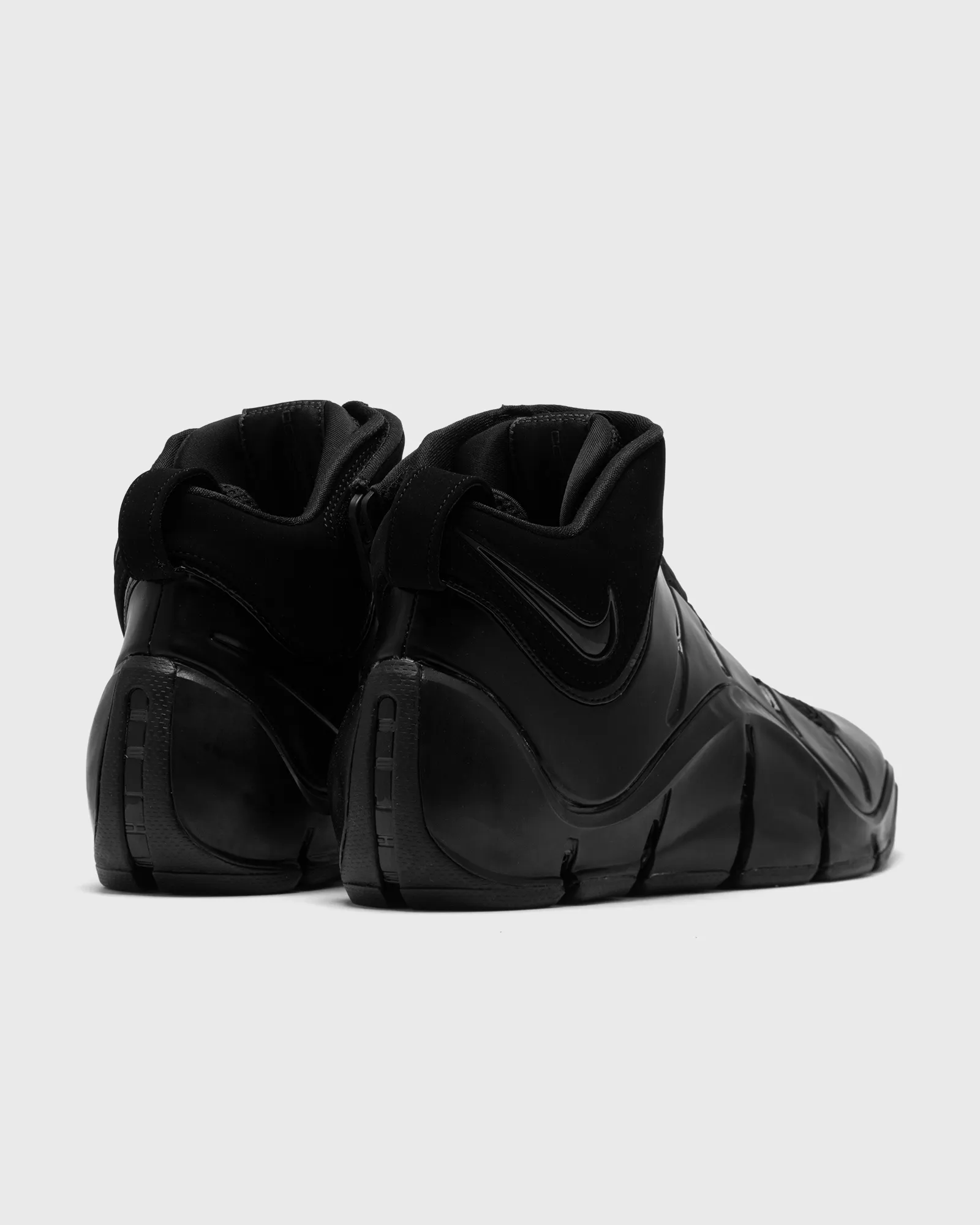 Nike ZOOM LEBRON IV