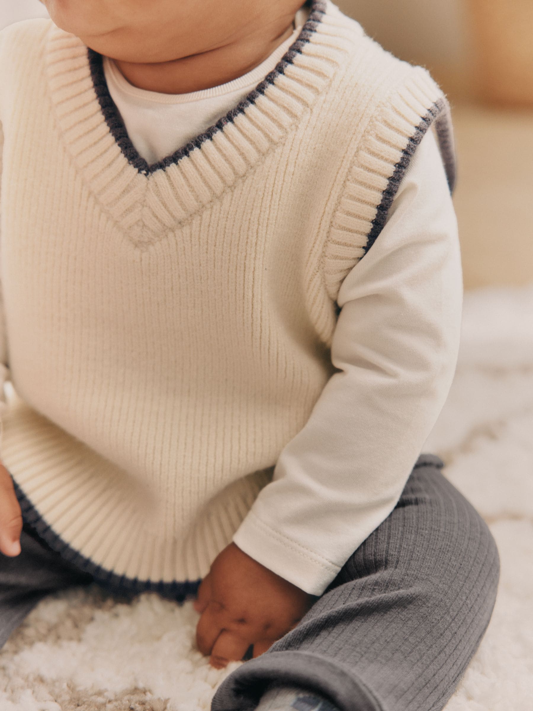 Zwart/wit - Babyset met gebreid vest, top en legging (0mnd-2jr)