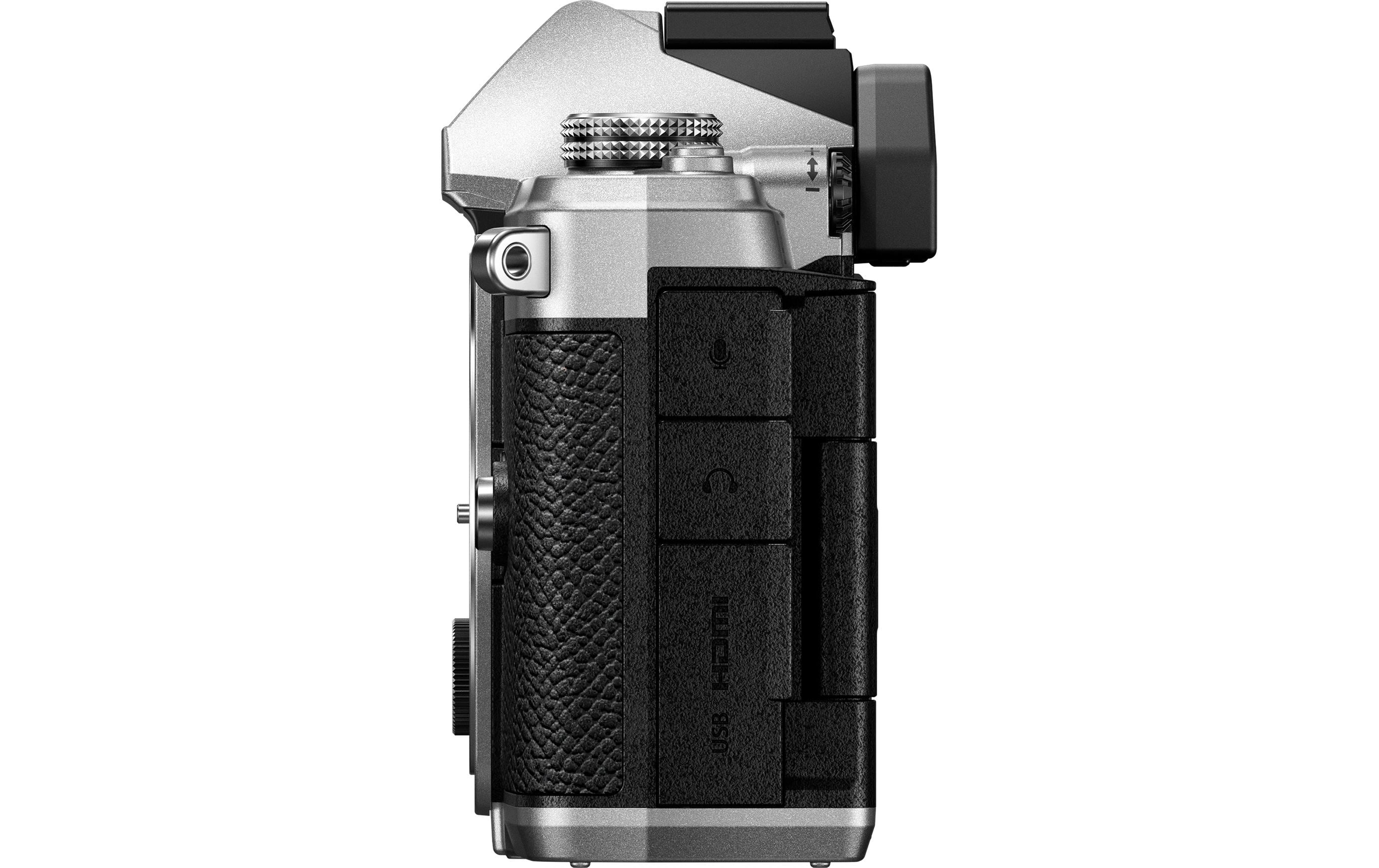 Fotokamera OM-3 Body Silber<br>Kompakte, vielseitige Fotokamera in einem hochwertigen Metallgehäuse