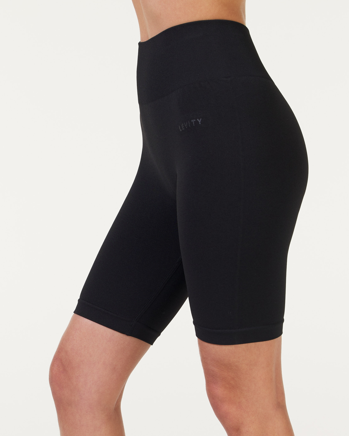 LEVITY Essential Seamless Biker Black