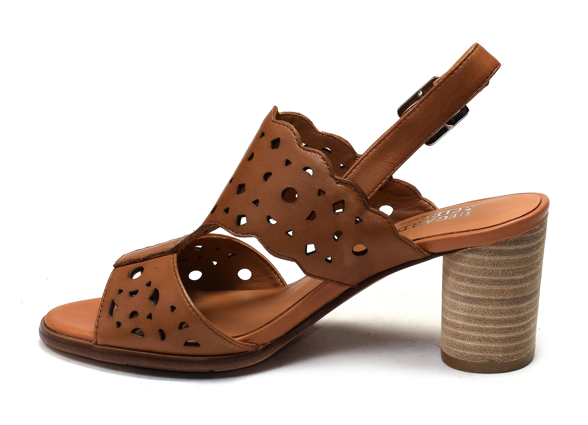 Colly 01 camel
