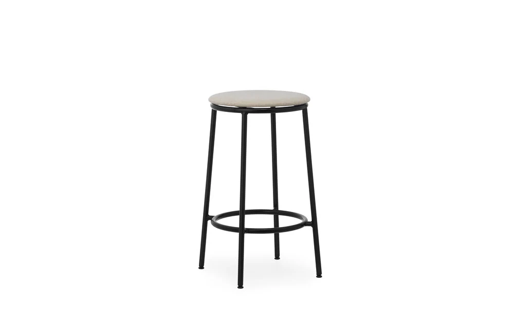 Normann Copenhagen  Circa barstol, sort/sand - H65 cm.