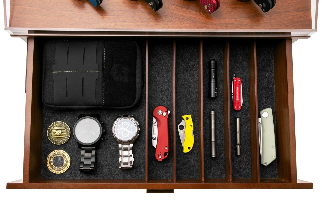 Holme & Hadfield Armada Knife Display Case AD-WT-0992-1 Walnut, zakmessen display voor 50 stuks