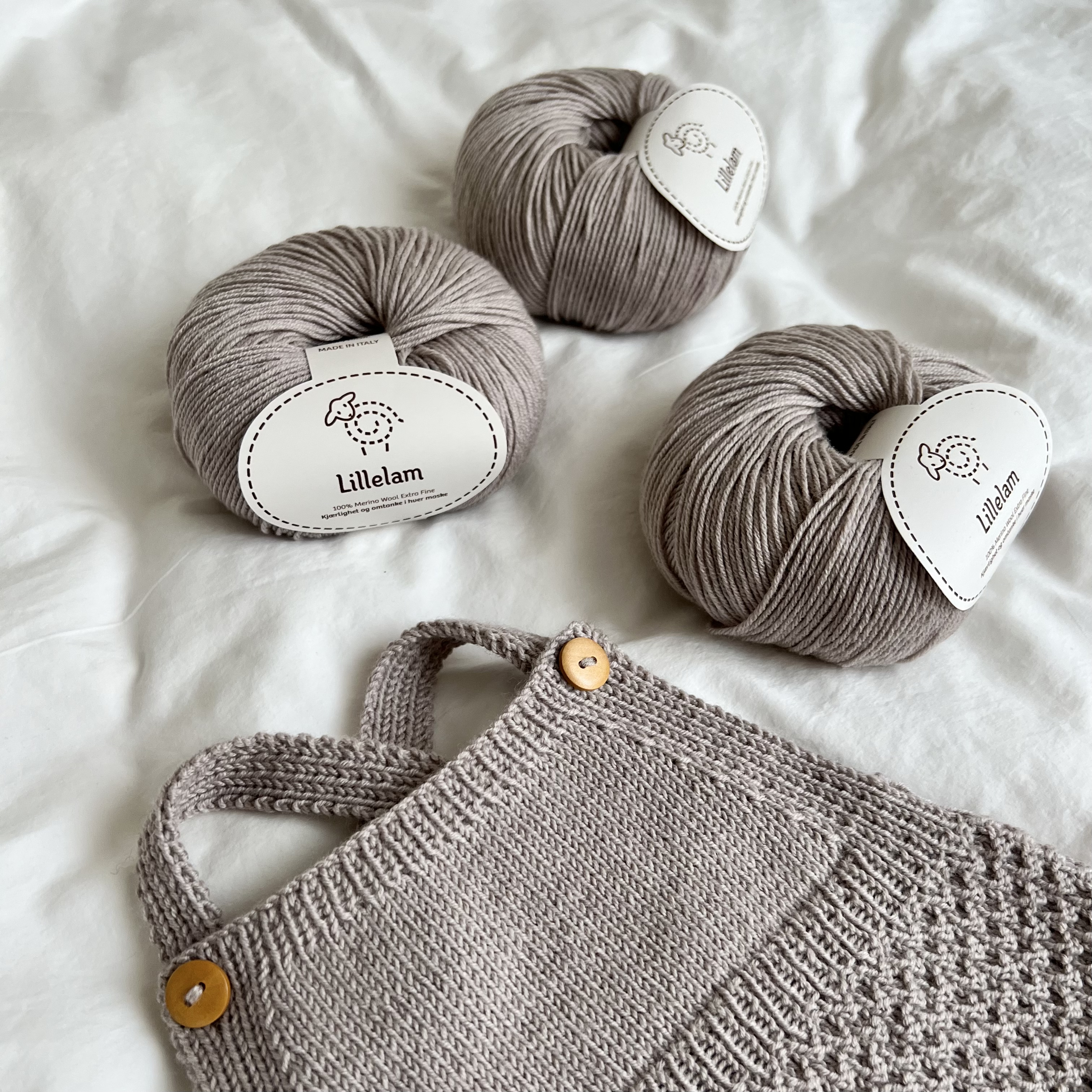 Strikkepakke Alme Romper - Lillelam