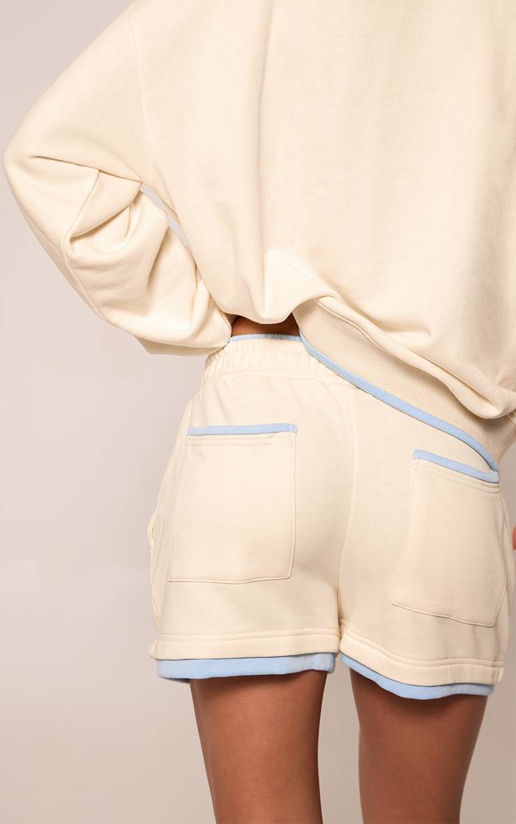 Butter Cream Short Molleton Graphique Crème Beurre À Bords Contrastés