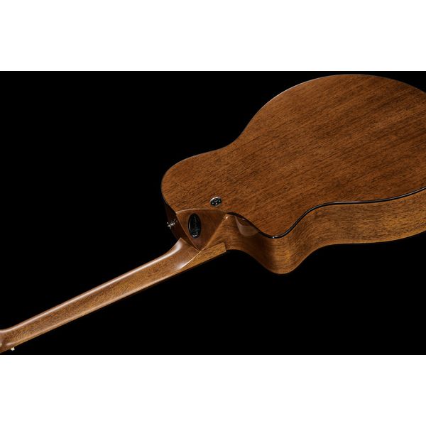 Martin Guitar SC-18E
