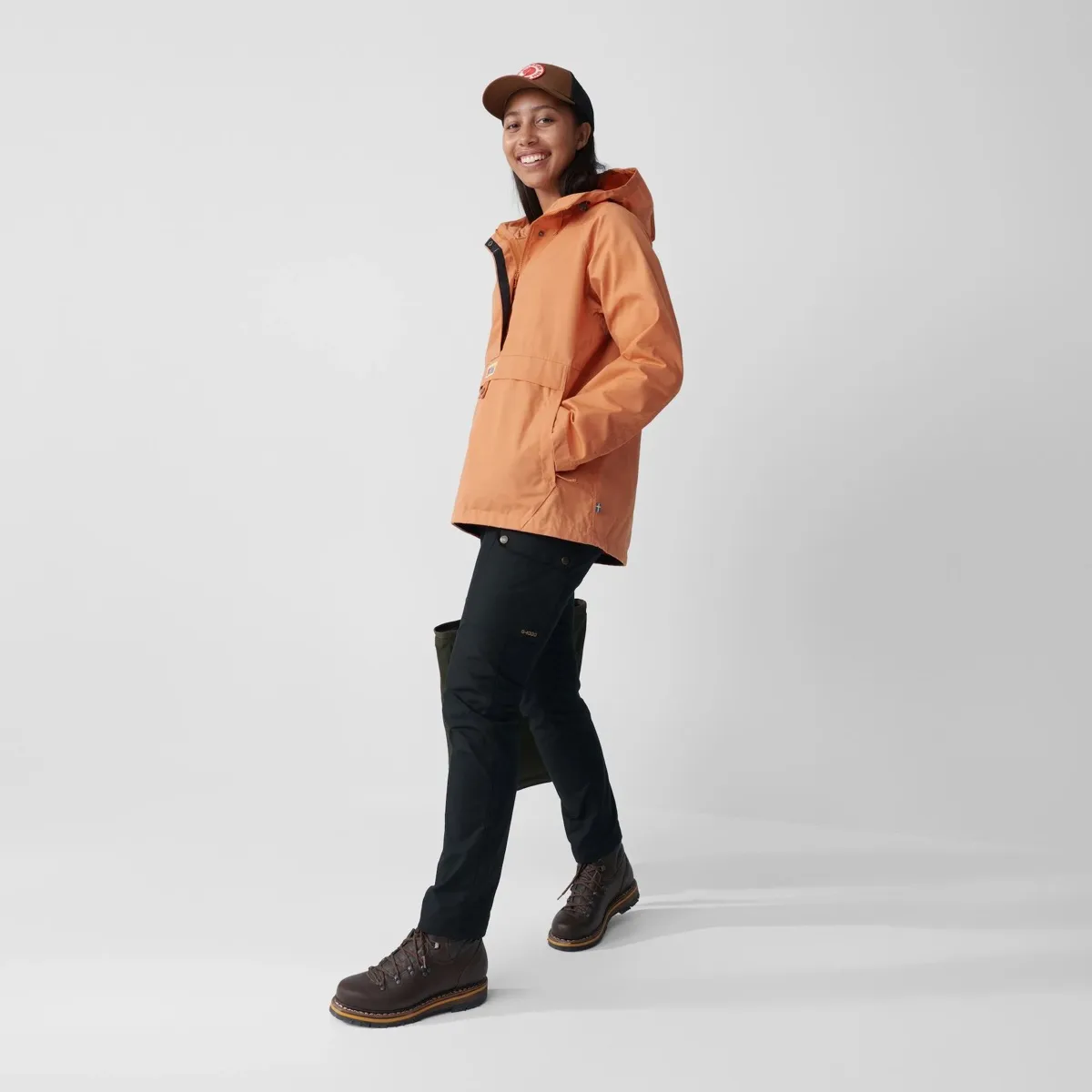 Fjällräven Women's Vardag Anorak Green