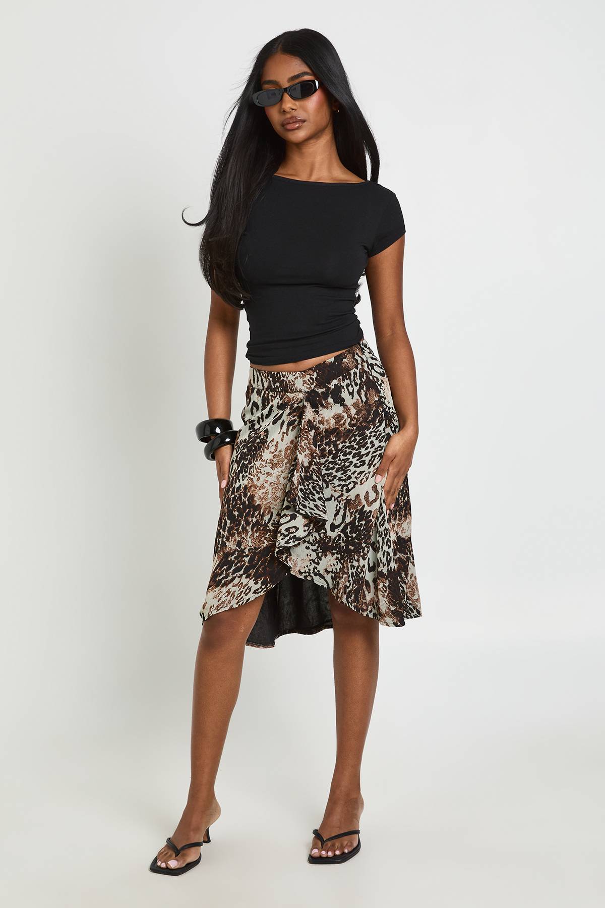 boohoo Jupe Midi En Crêpe Imprimé Léopard Longueur Asymétrique