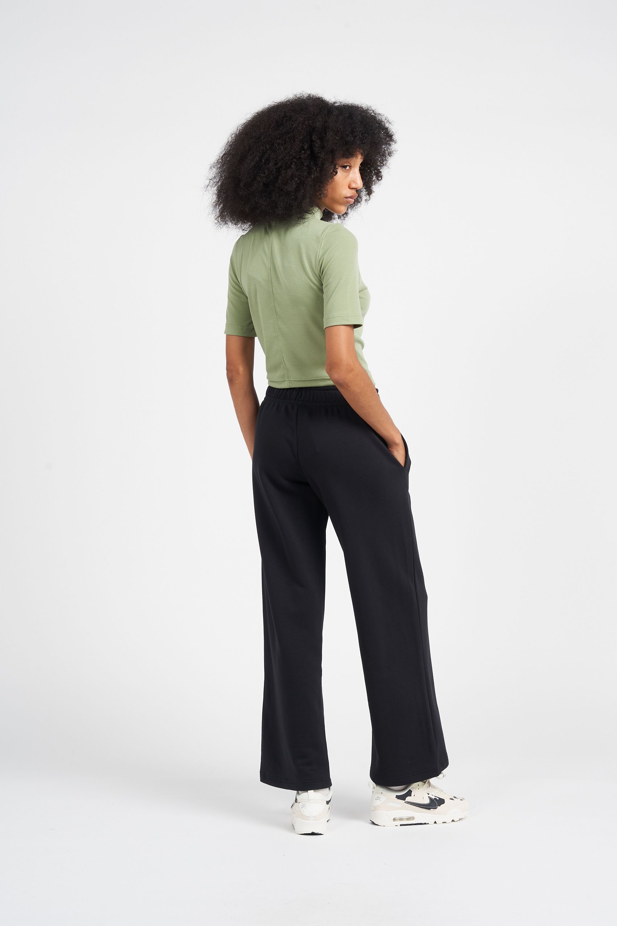 NIKE Top manches courtes  RIB MOCK SS 386 Vert