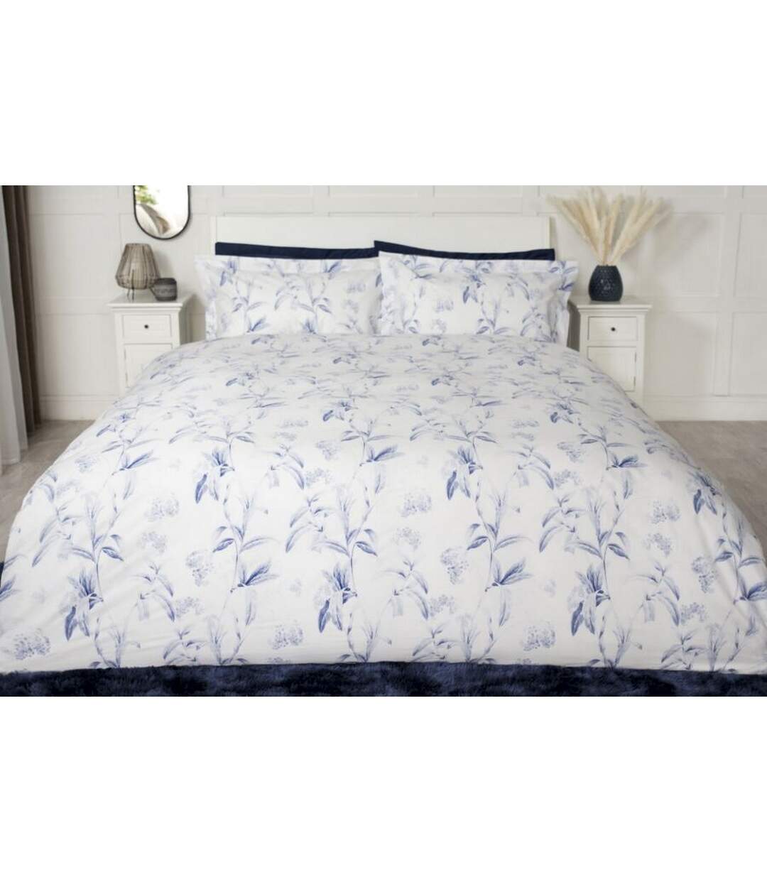 Belledorm - Parure de lit SERENITY (Blanc / Bleu) - UTBM430