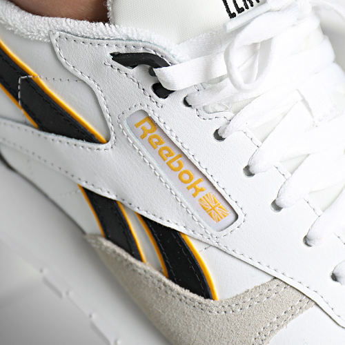 Baskets Classic Leather 100032760 Footwear White Core Black