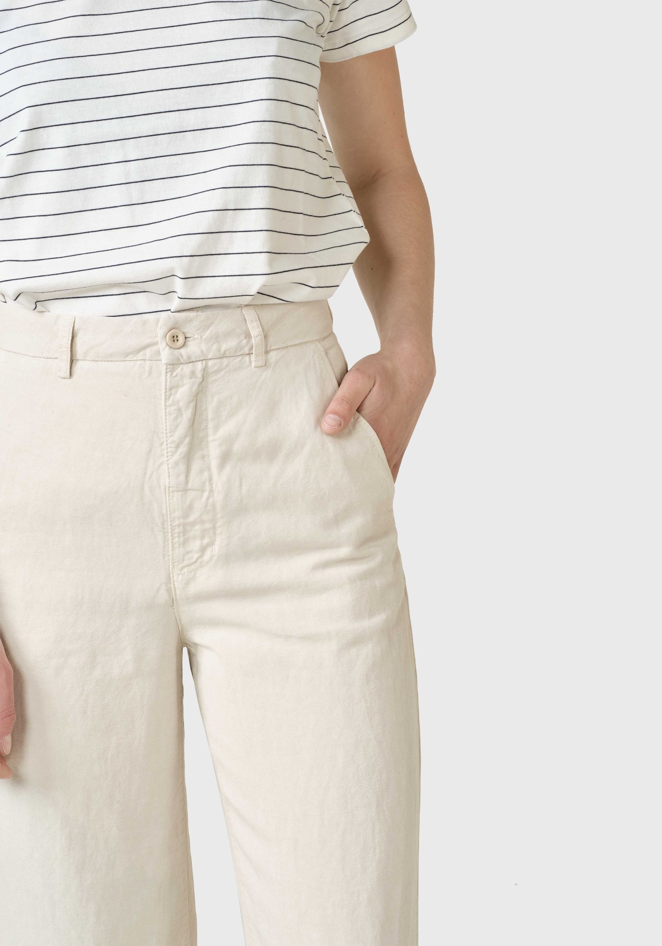 Klitmøller Collective Hose Lydia Lyocell Pastel Sand