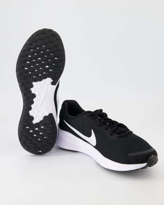 Nike Revolution 7 Sportschuhe in Schwarz