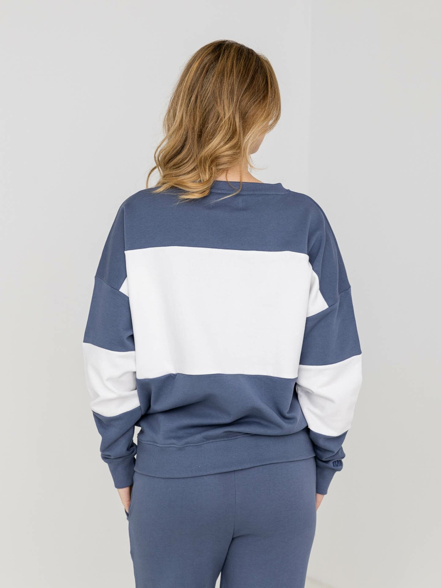 J. Robinson Crew Neck