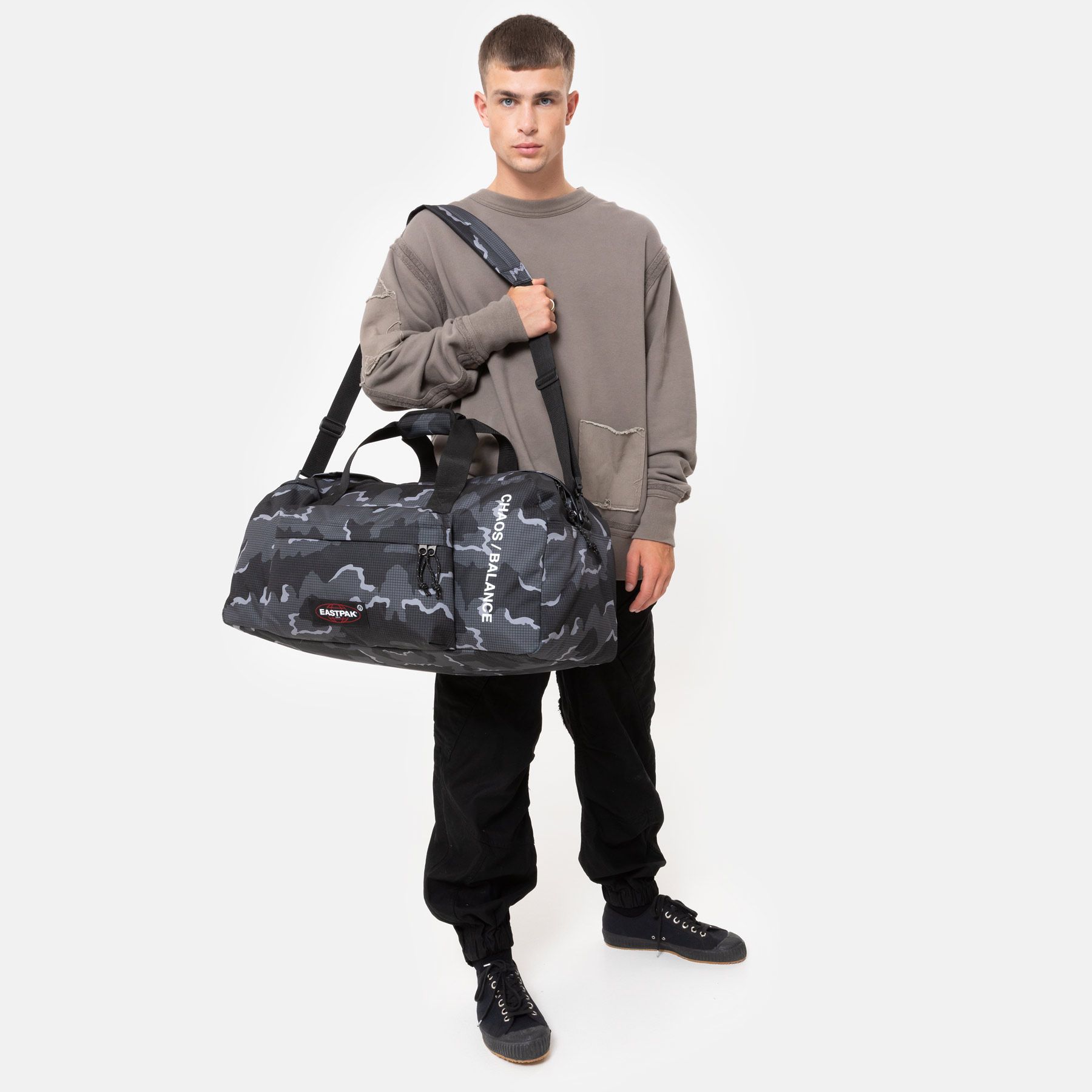 Stand+ Undercover Black Camo