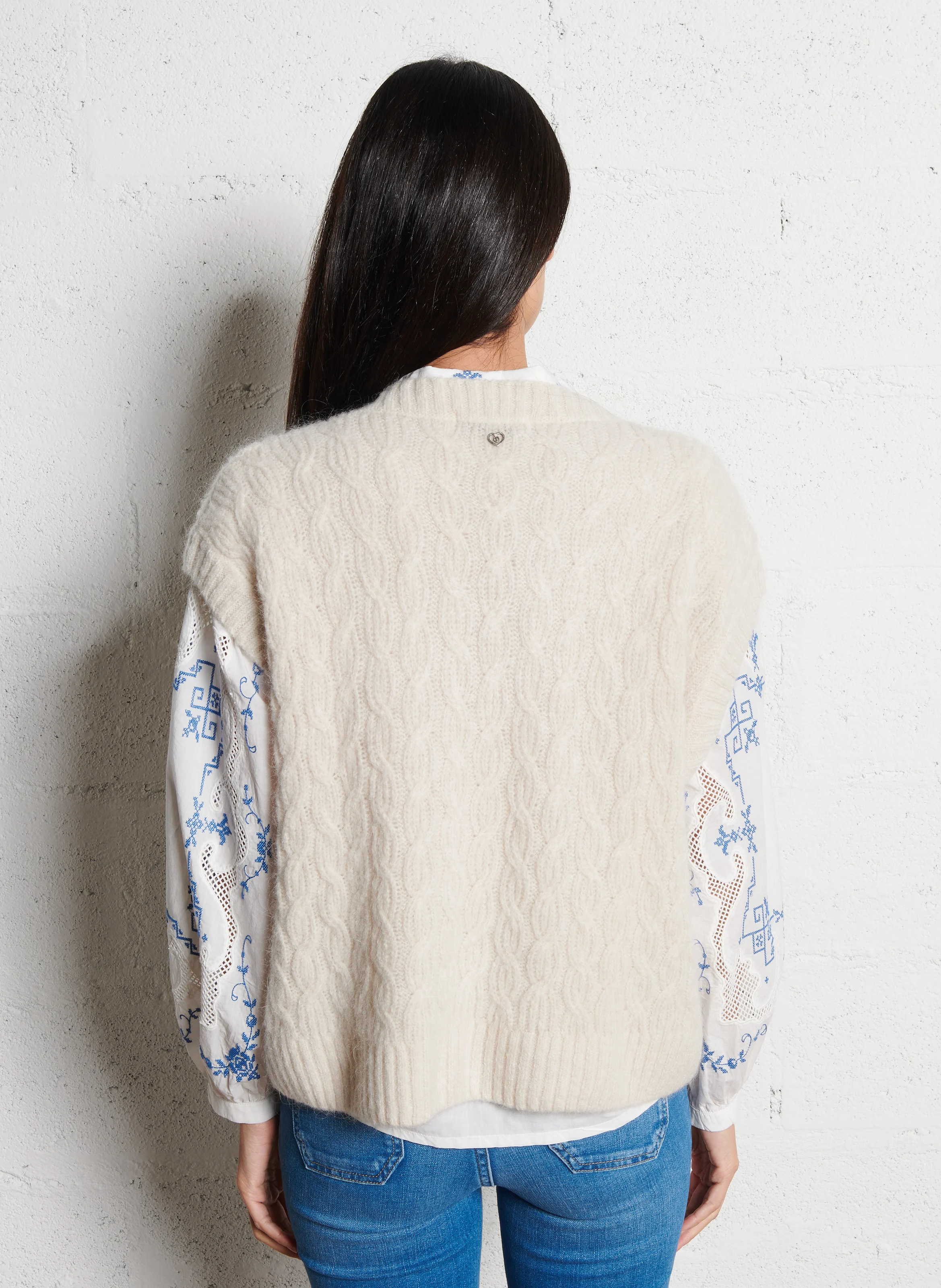 Pull sans manches col V en maille | Blanc