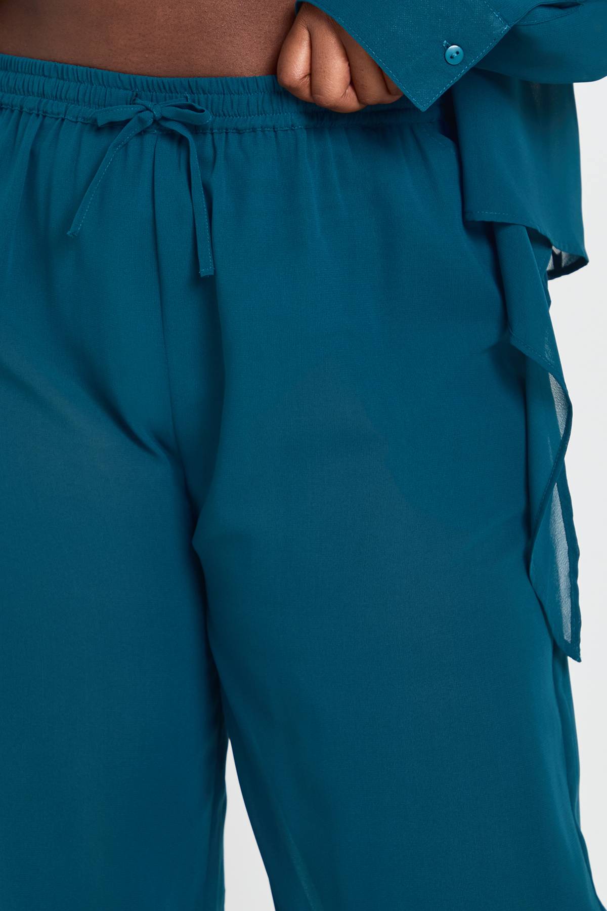 boohoo Pantalon De Plage En Mousseline Grande Taille