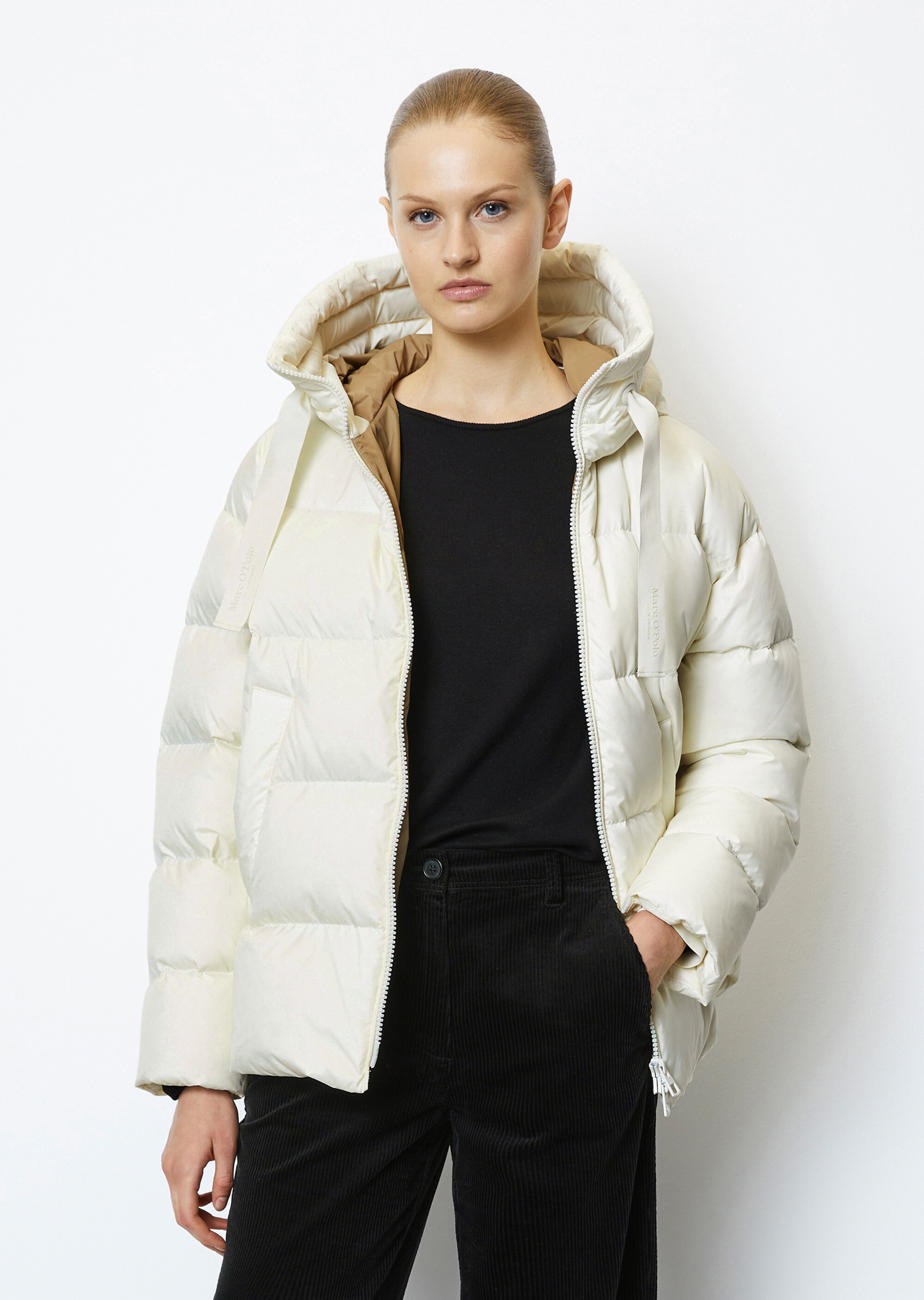Puffer-Daunenjacke relaxed mit seitlichen Knopfleisten