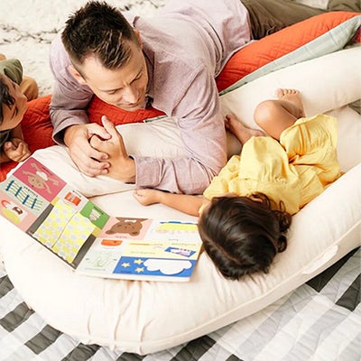 DockATot Grand Babynest, Sand Chambray