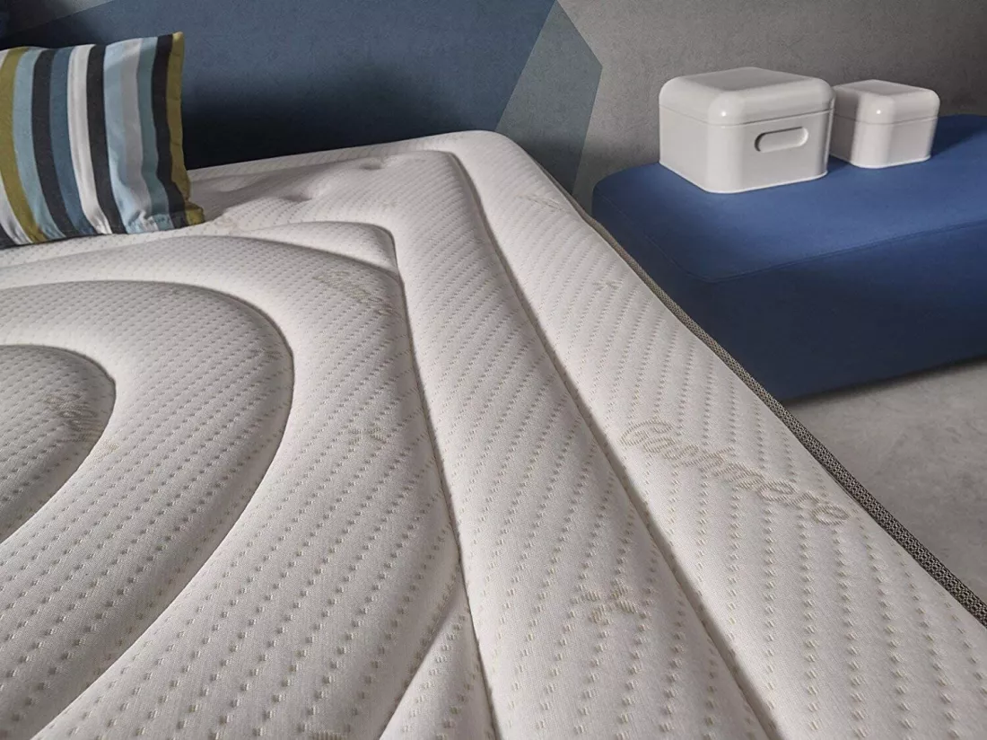 Matelas 140x190 mousse imperial cachemire® | mousse á mémoire de forme | épaisseur 25 cm | accueil moelleux | ferme | anti-acarien - hypoallergénique