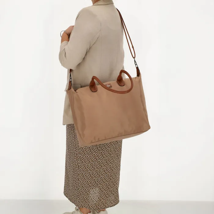 Charm London Buckingham Laptoptas 15,6 inch Taupe