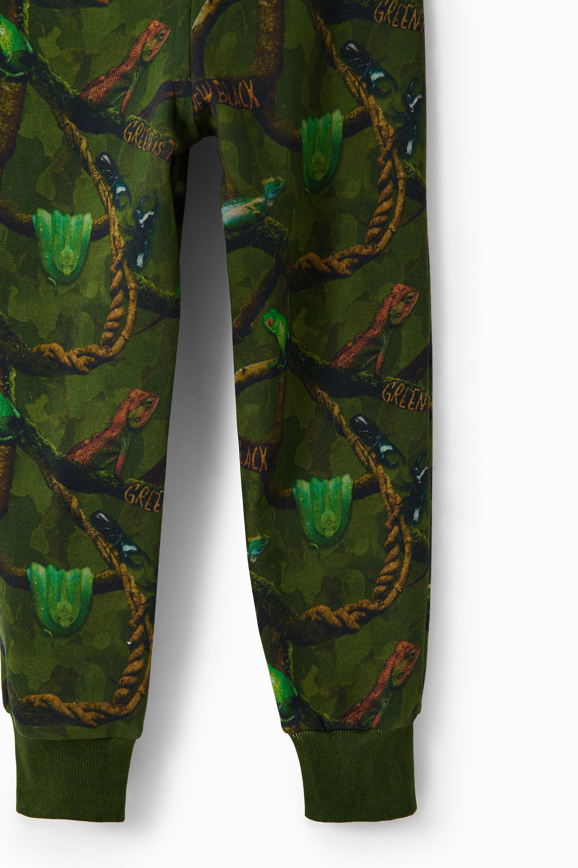 Calça jogger camuflada
