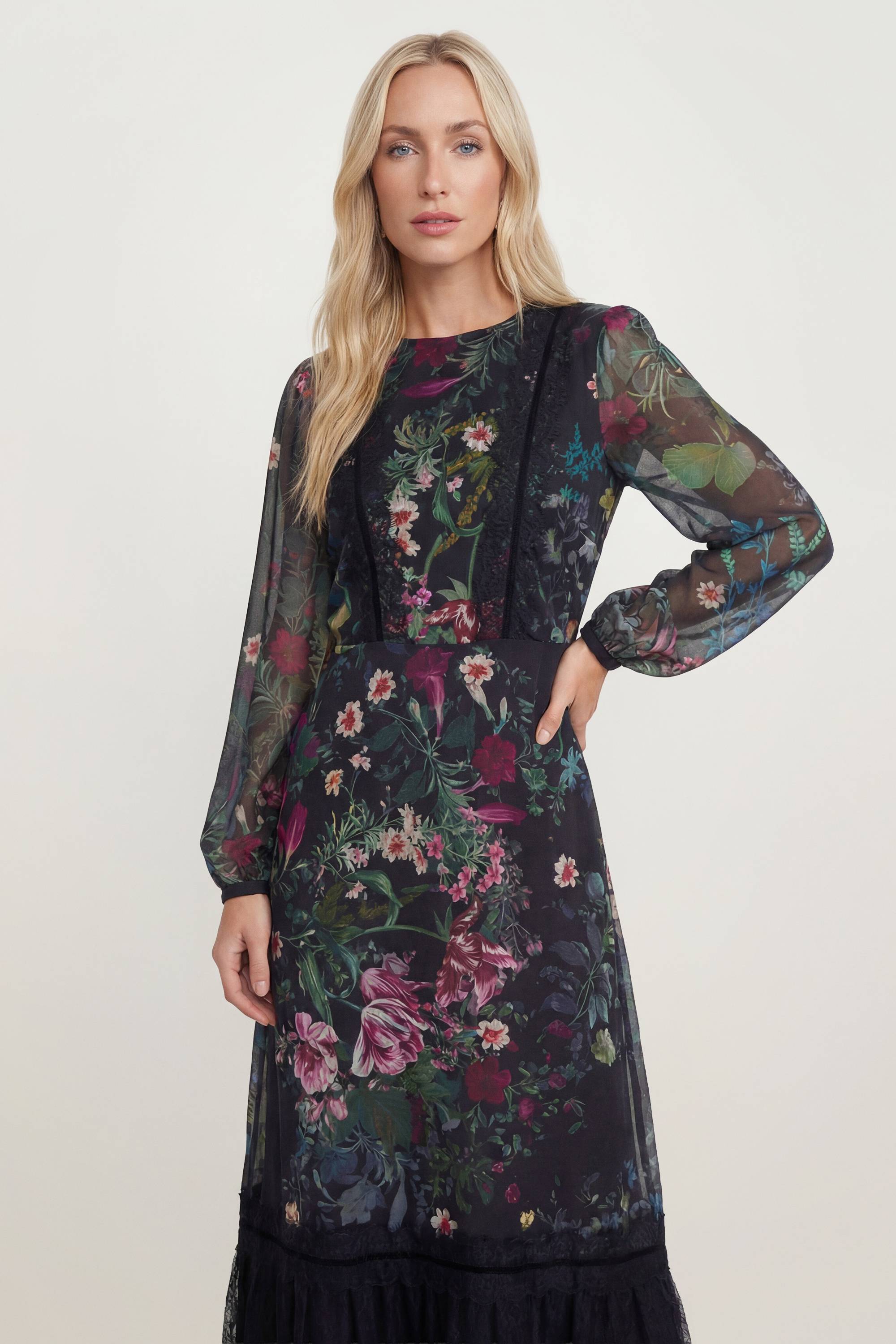 Oasis Robe Longue Imprimée En Mousseline Yoryu À Col Montant