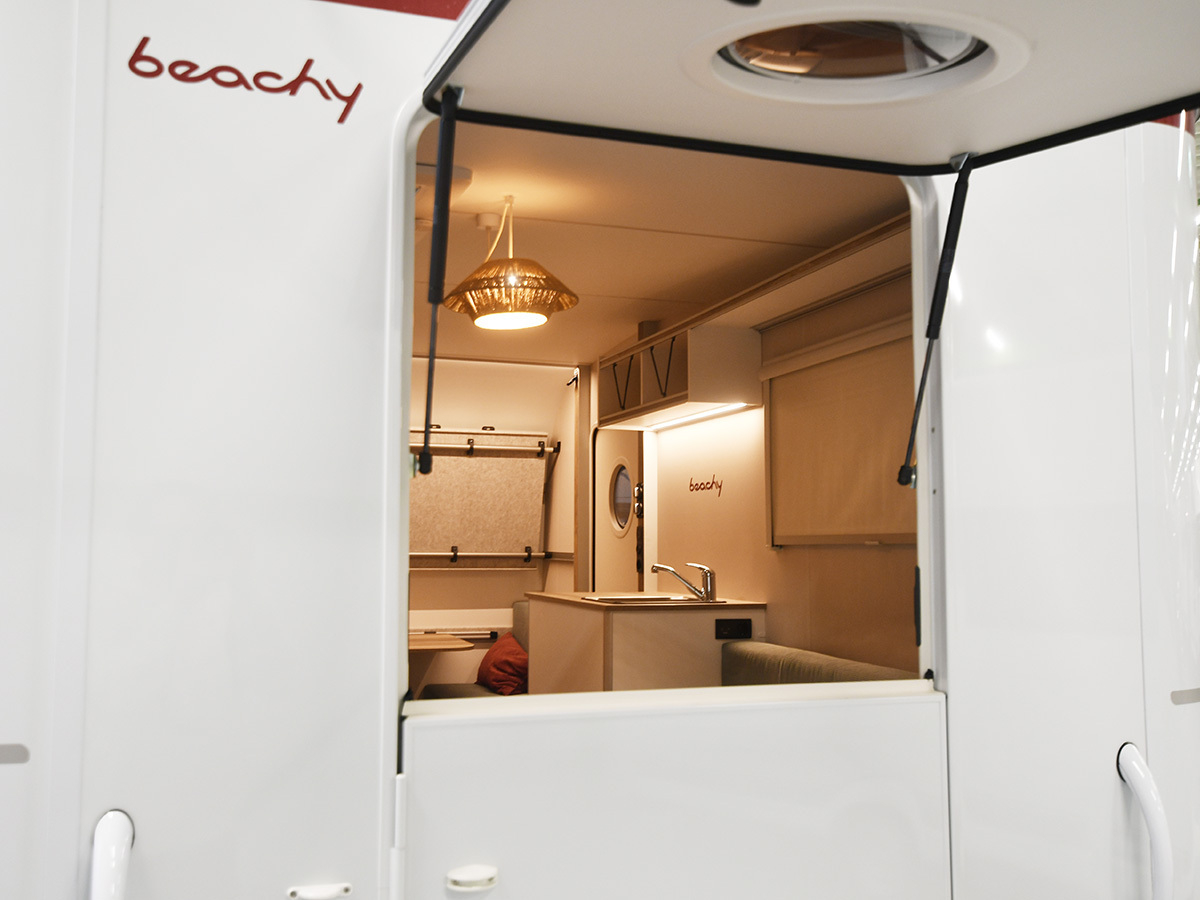 Hobby Beachy 420+ 2026 caravan